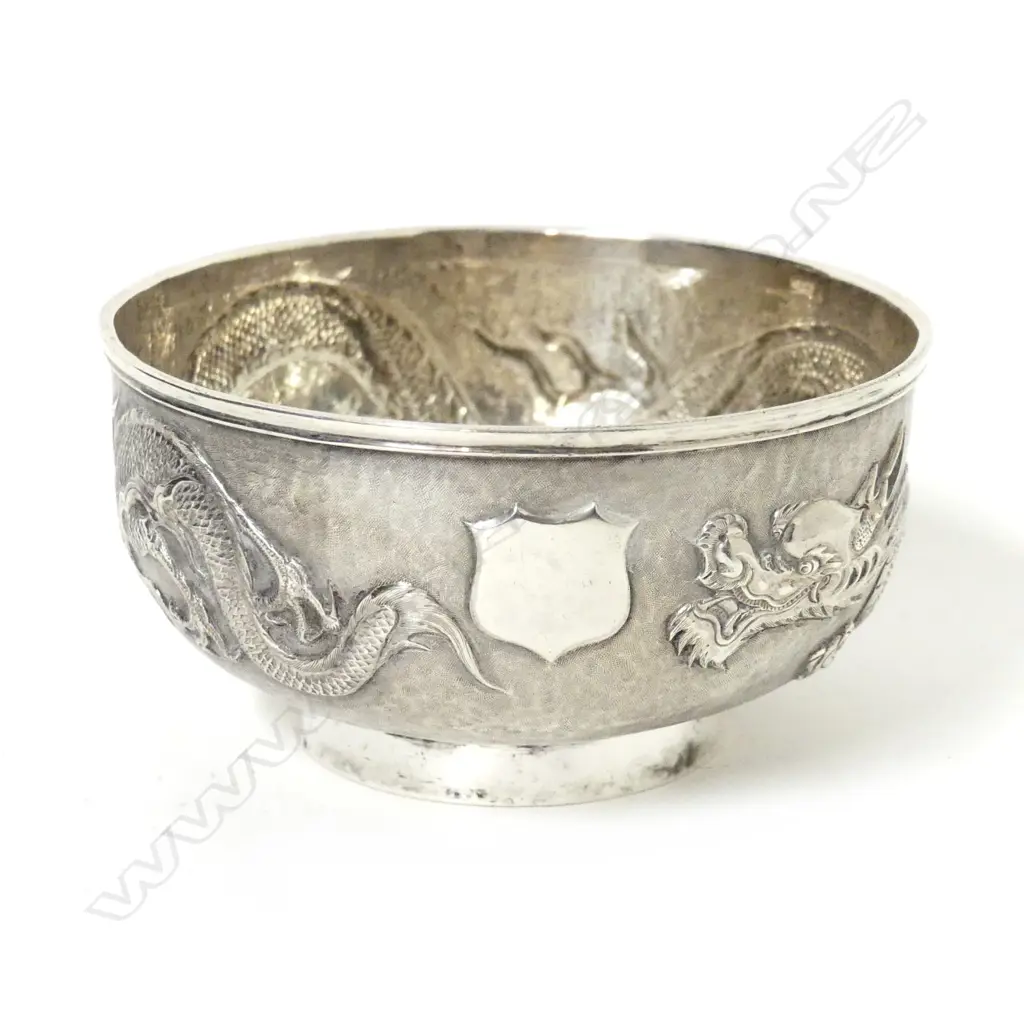 A Chinese silver sugar bowl Image 1++