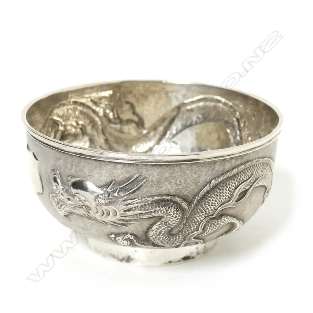 A Chinese silver sugar bowl Image 1++