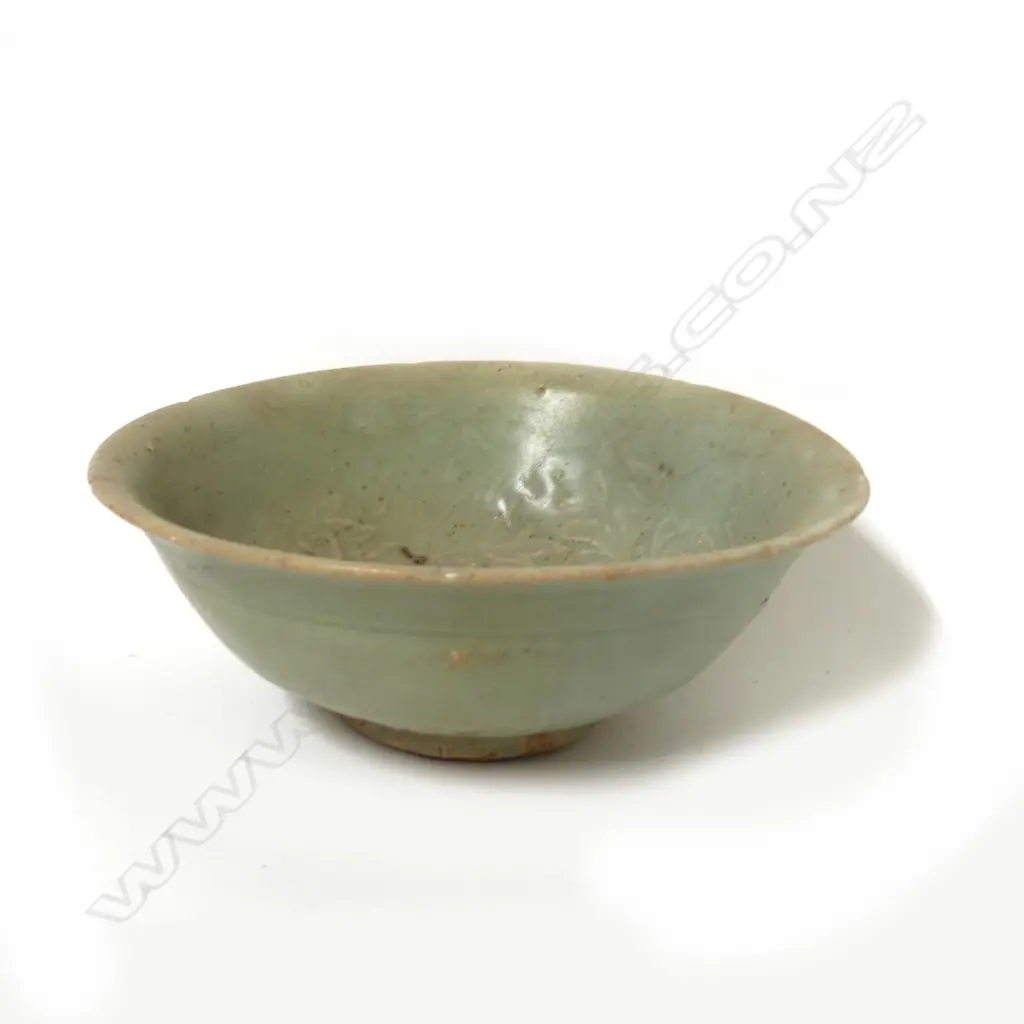 A Song-style celadon bowl Image 1++