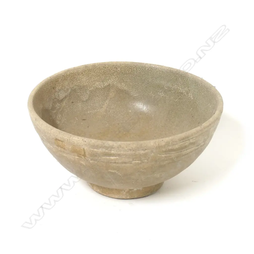 A Song-style celadon bowl Image 1++