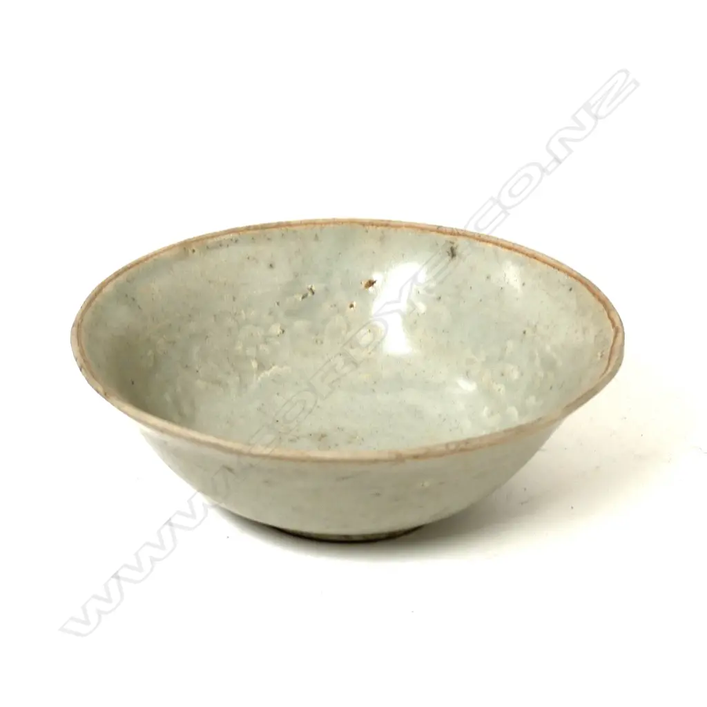 A Qingbai glazed dish Image 1++
