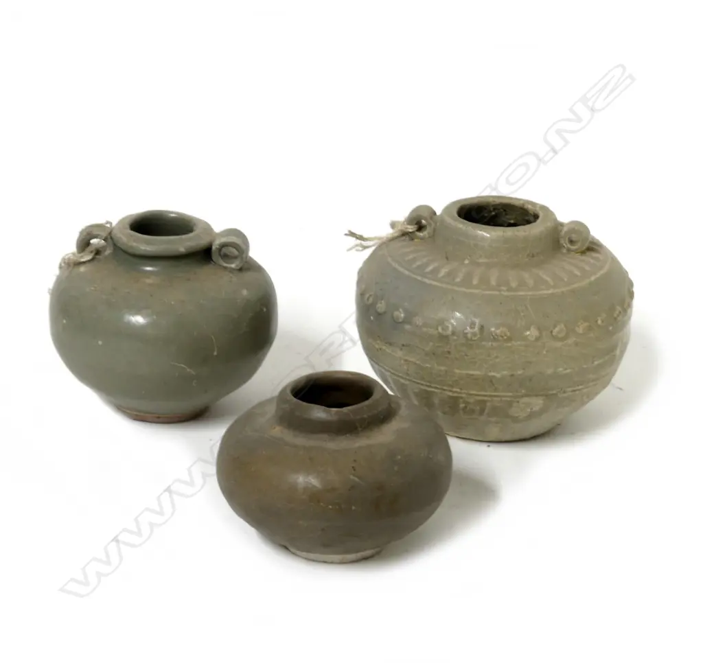 Three provincial Song style celadon jarlets Image 1++