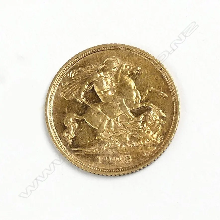A gold half sovereign Image 1++