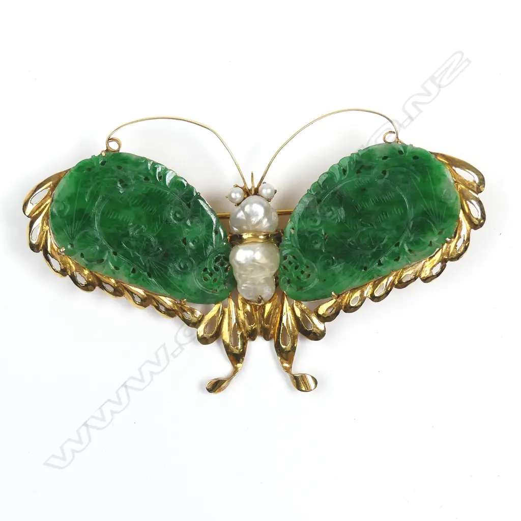 A Chinese 14ct gold jade and pearl butterfly brooch Image 1++