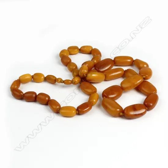A vintage amber bead necklace