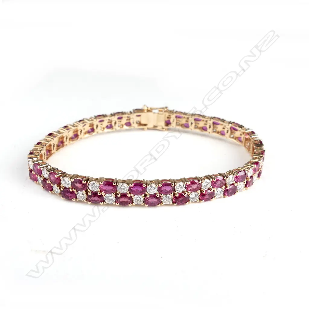 A delightful ruby and diamond bracelet Image 1++