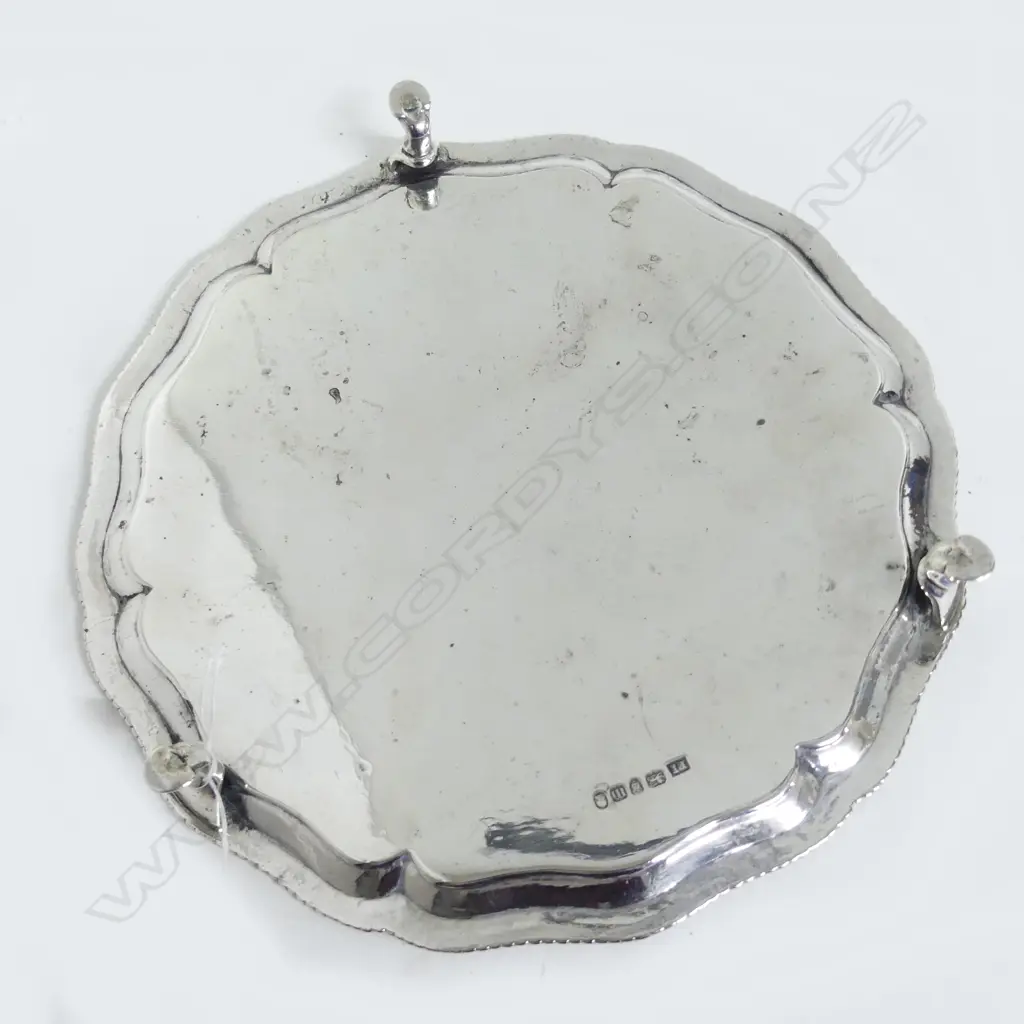 A George III silver small salver Image 1++