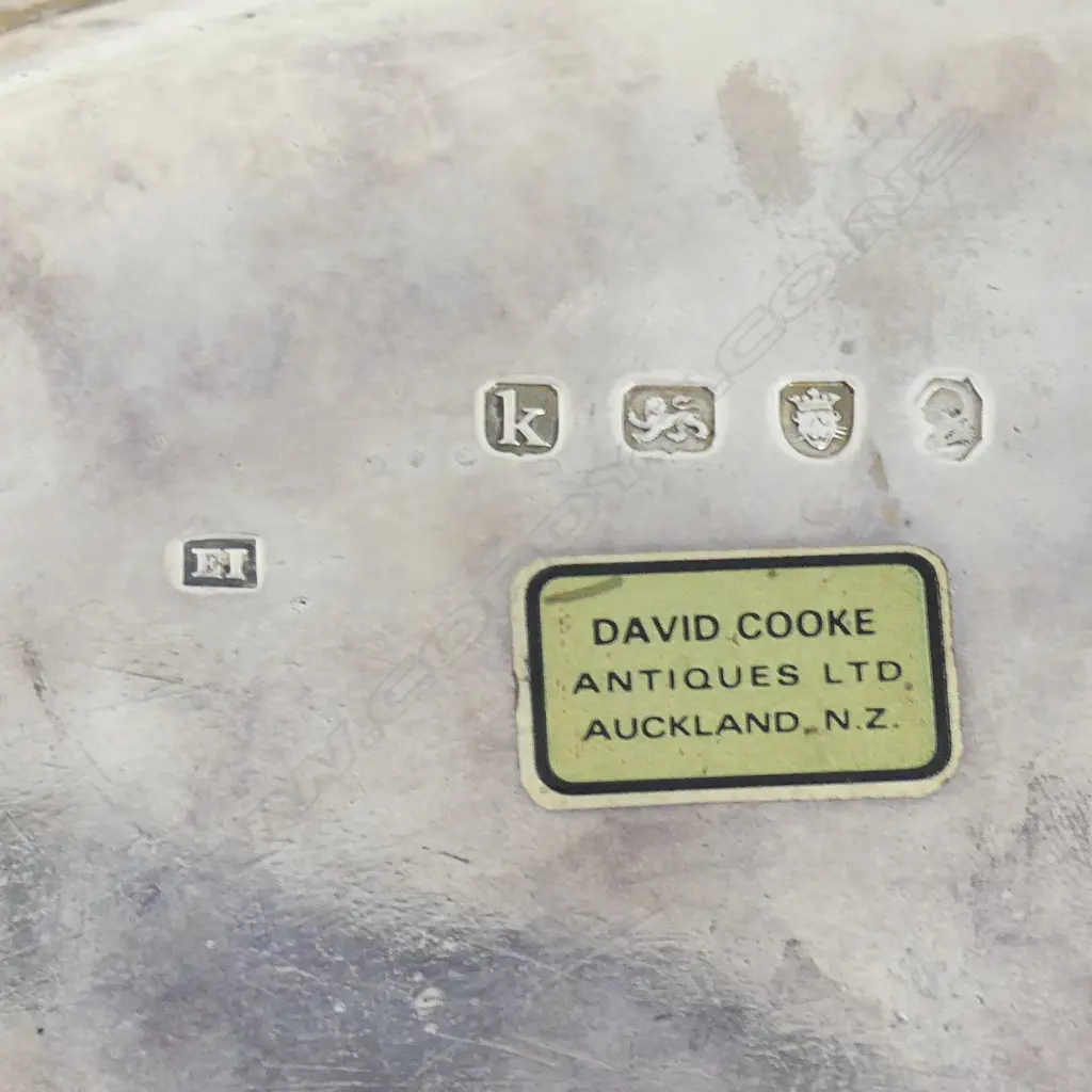 A large George III silver circular tray Image 1++