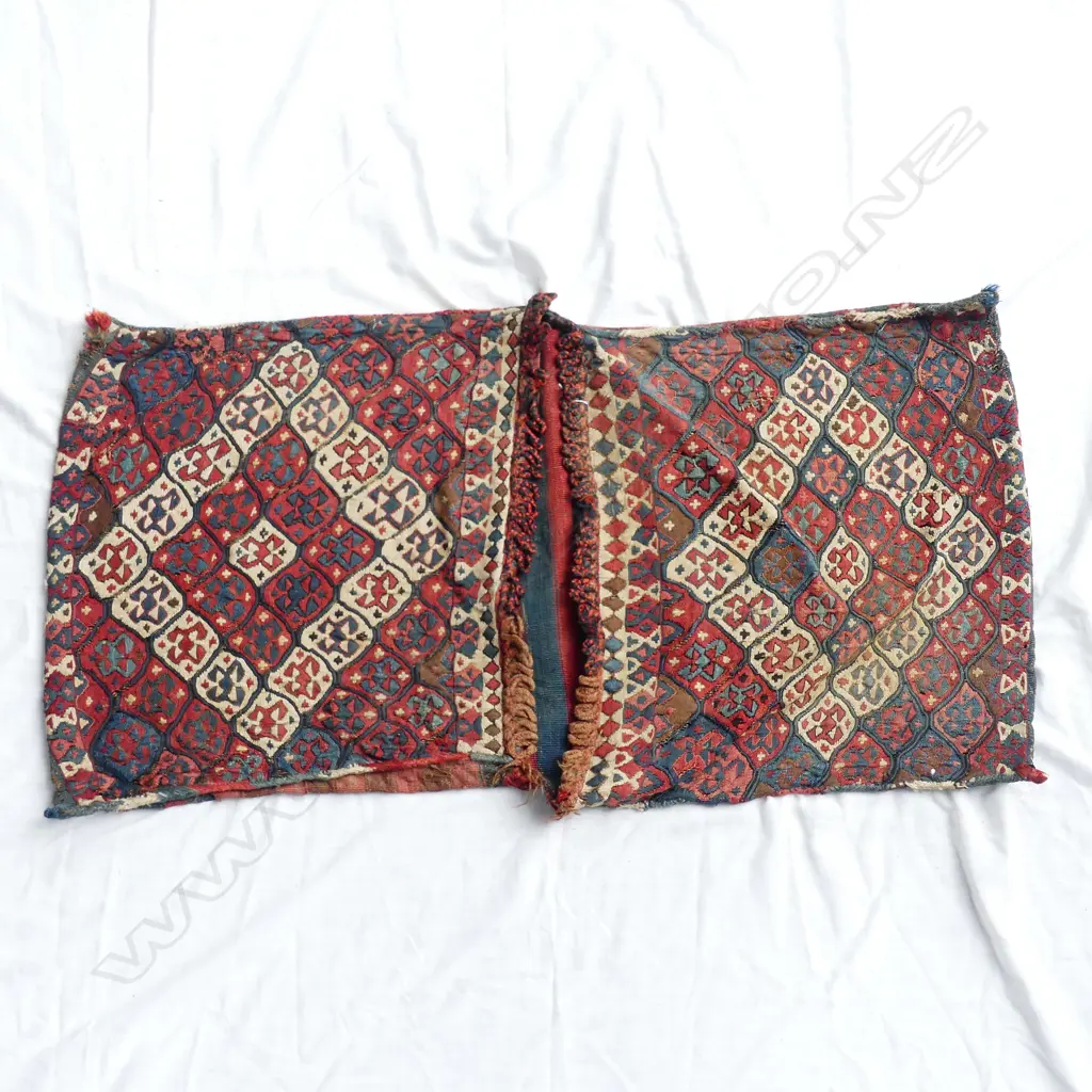 A Shirvan saddle bag Image 1++