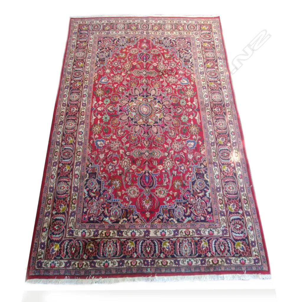 A large Kashan carpet Image 1++