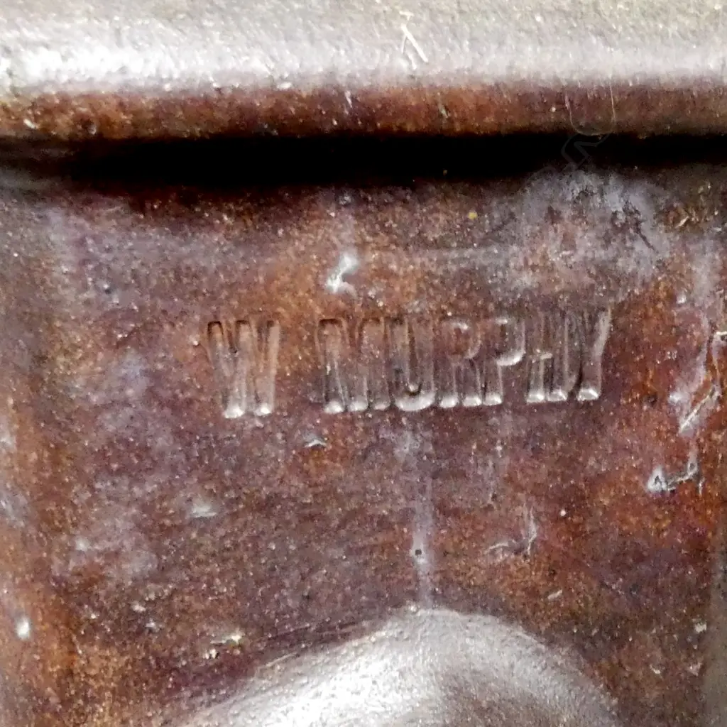 A pair of William Murphy chimney pots Image 1++