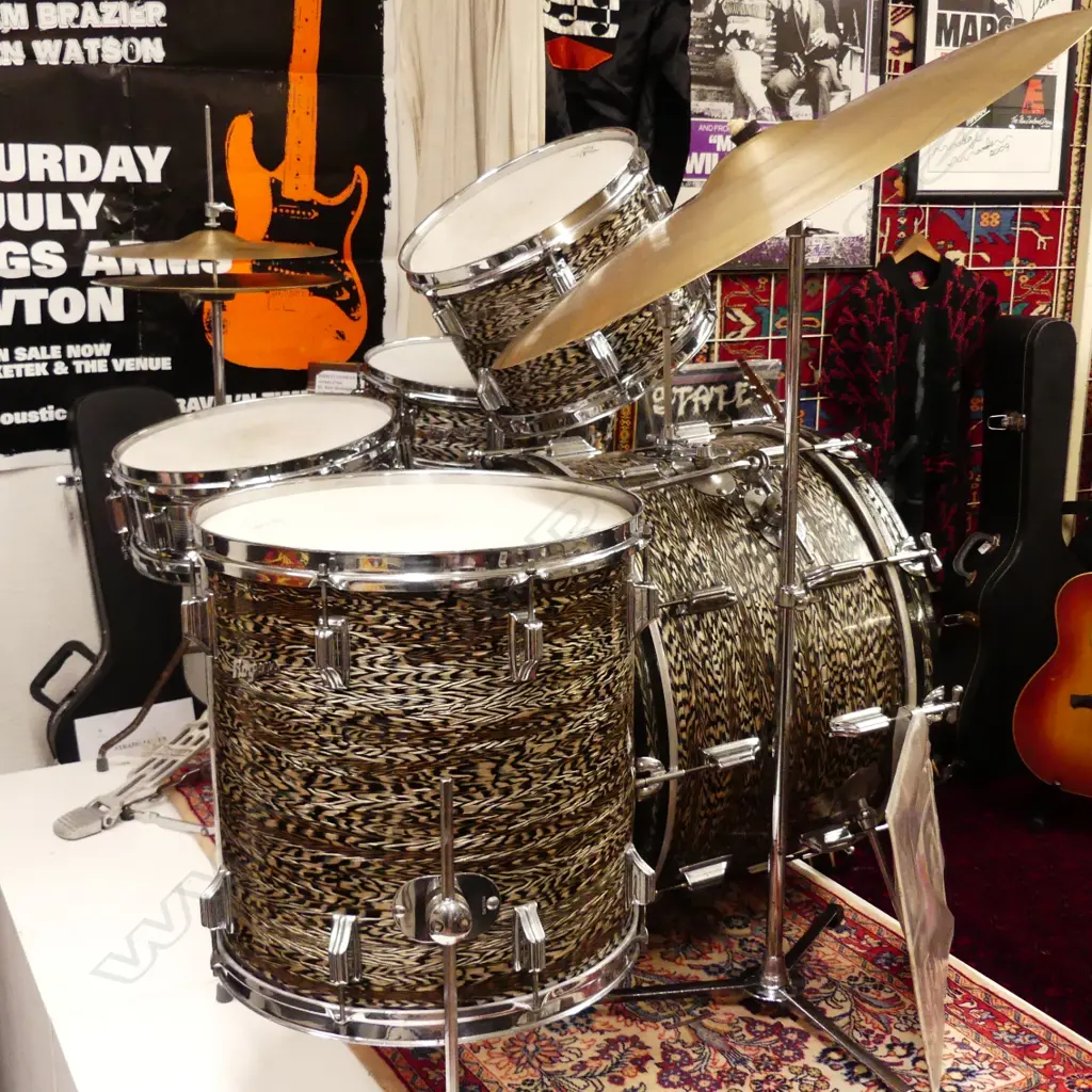 Original 'Hey Baby' La De Da's drum kit Image 1++