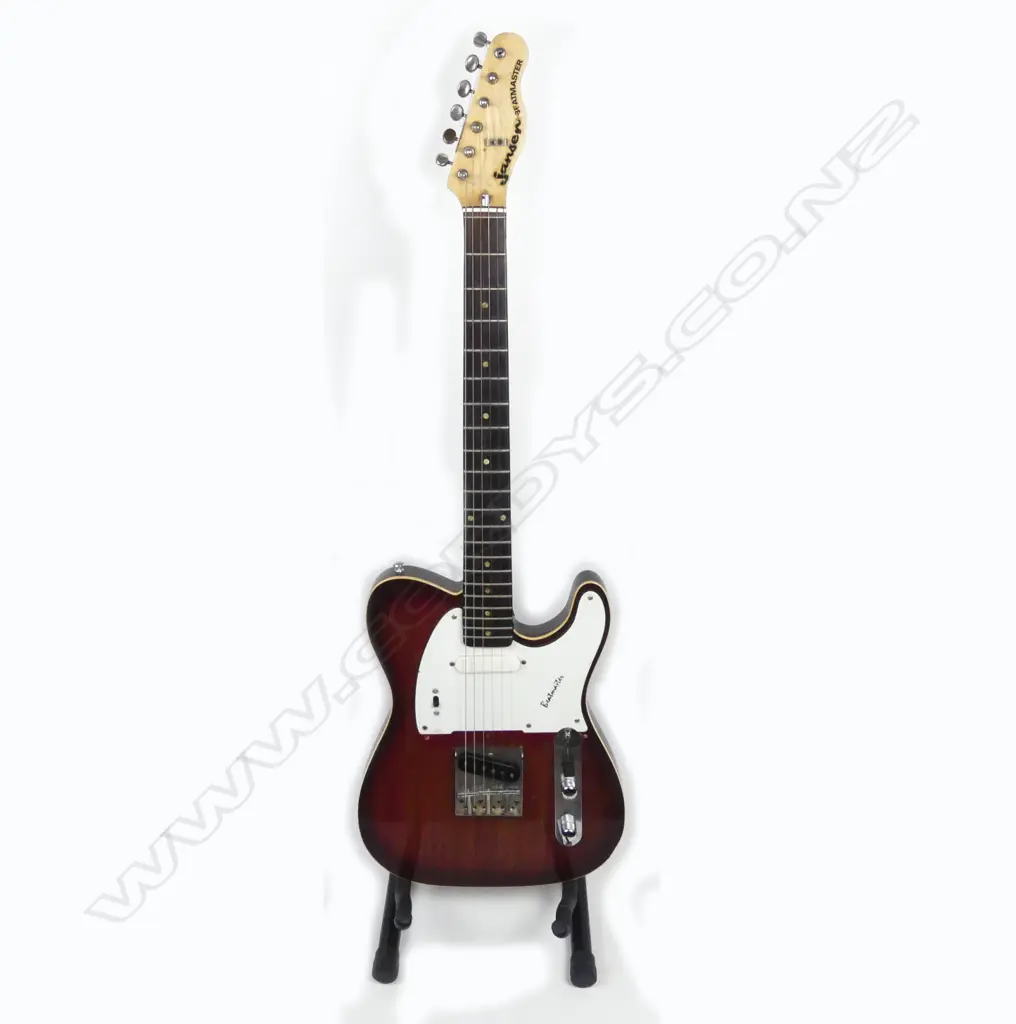 A cased Jansen Beatmaster electric guitar Image 1++