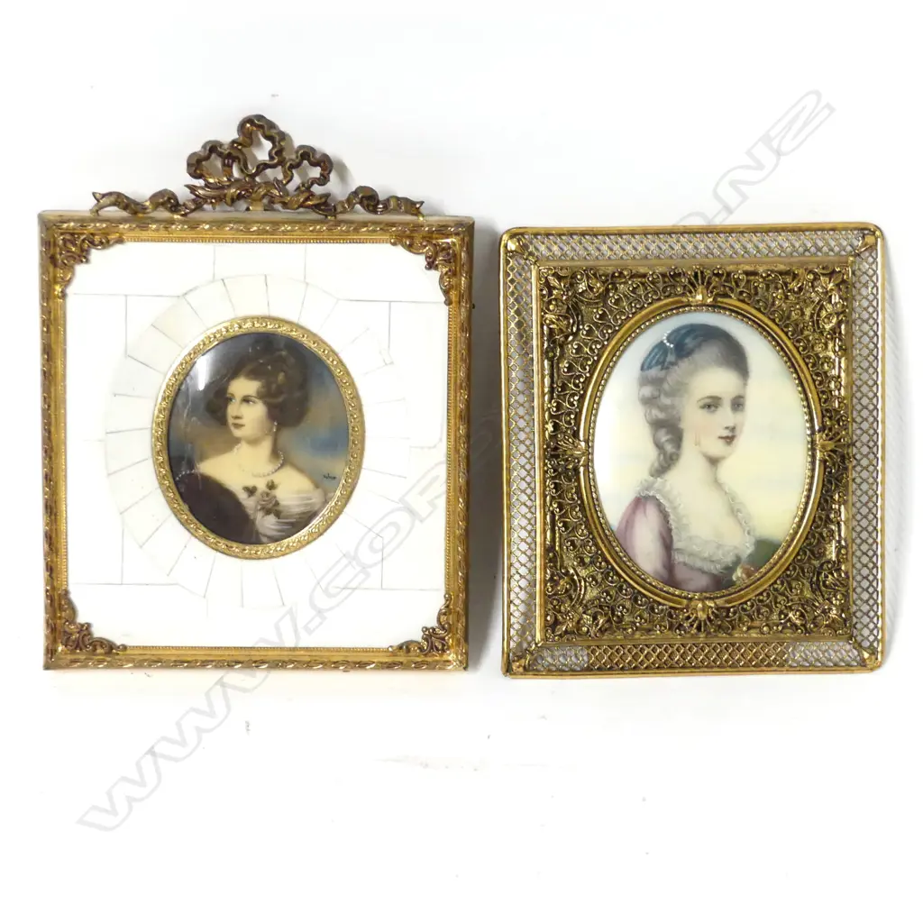 Two French portrait miniatures on ivorine panels Image 1++
