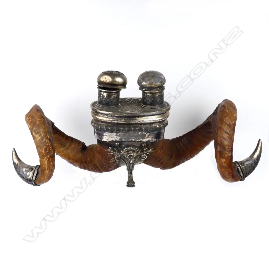 A late 19th/early 20thC desk standish Image 1++
