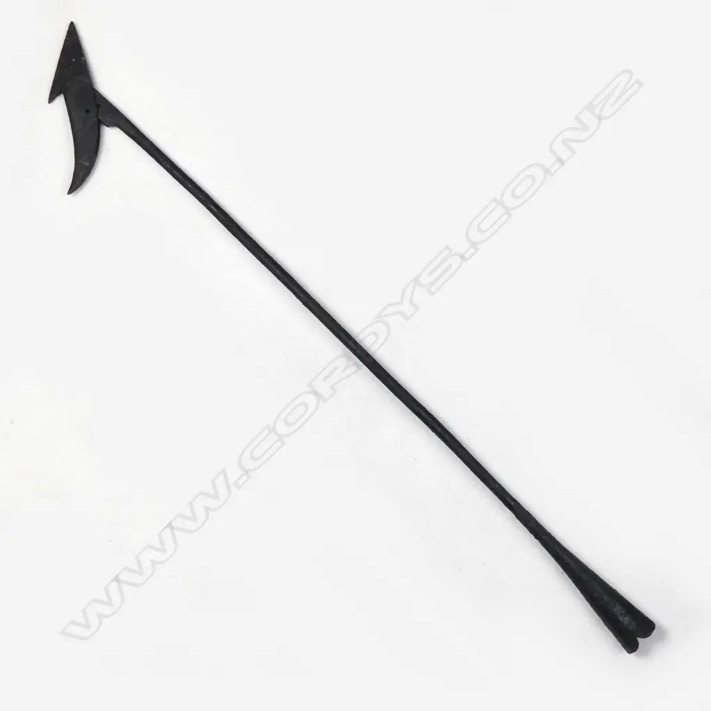 An American 'toggle iron' whaling harpoon Image 1++