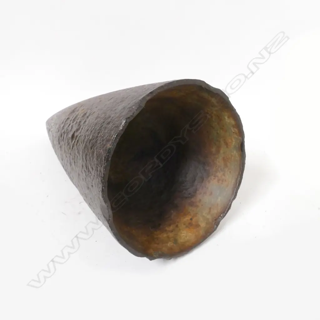 A large explosive projectile harpoon grenade  head Image 1++