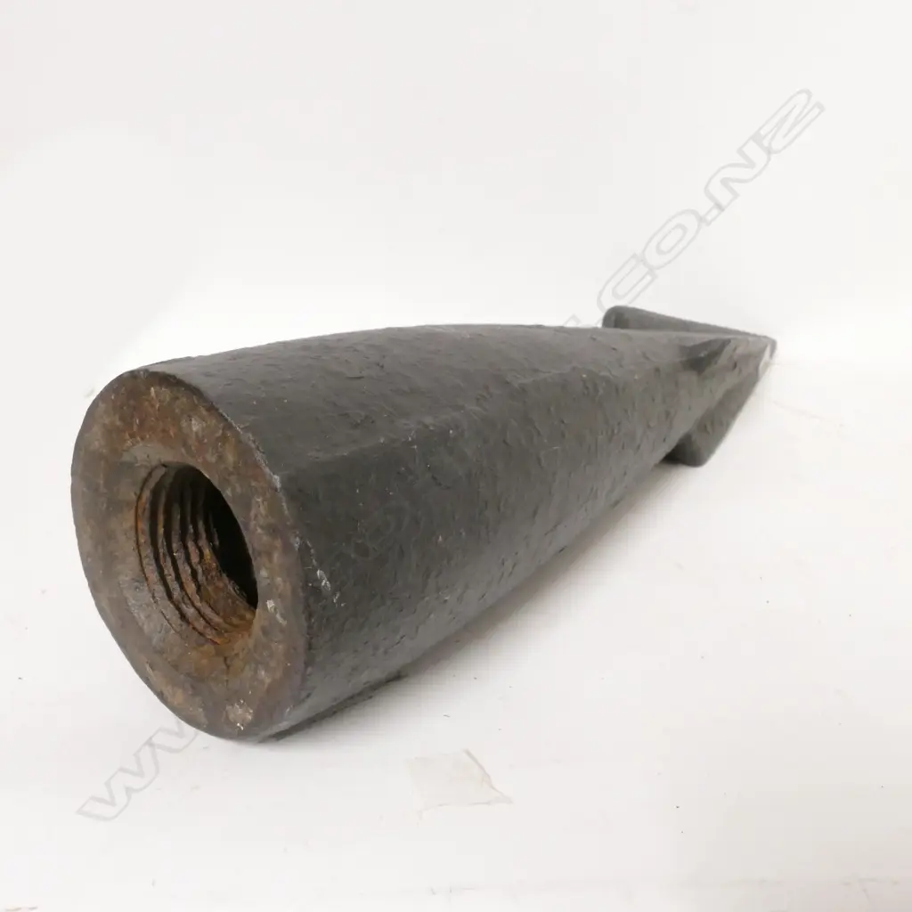 A whaling explosive harpoon grenade head Image 1++