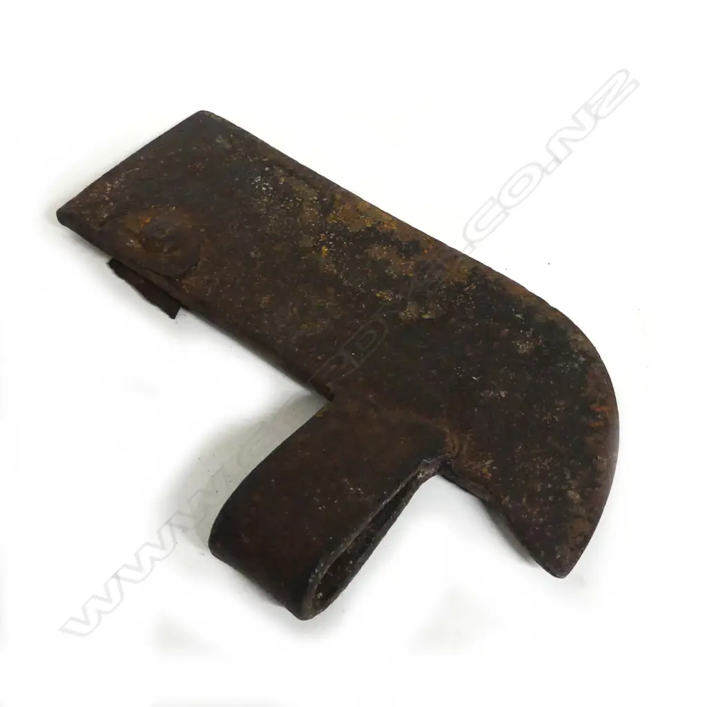 A whaler's wrought iron bone/baleen cleaver head Image 1++