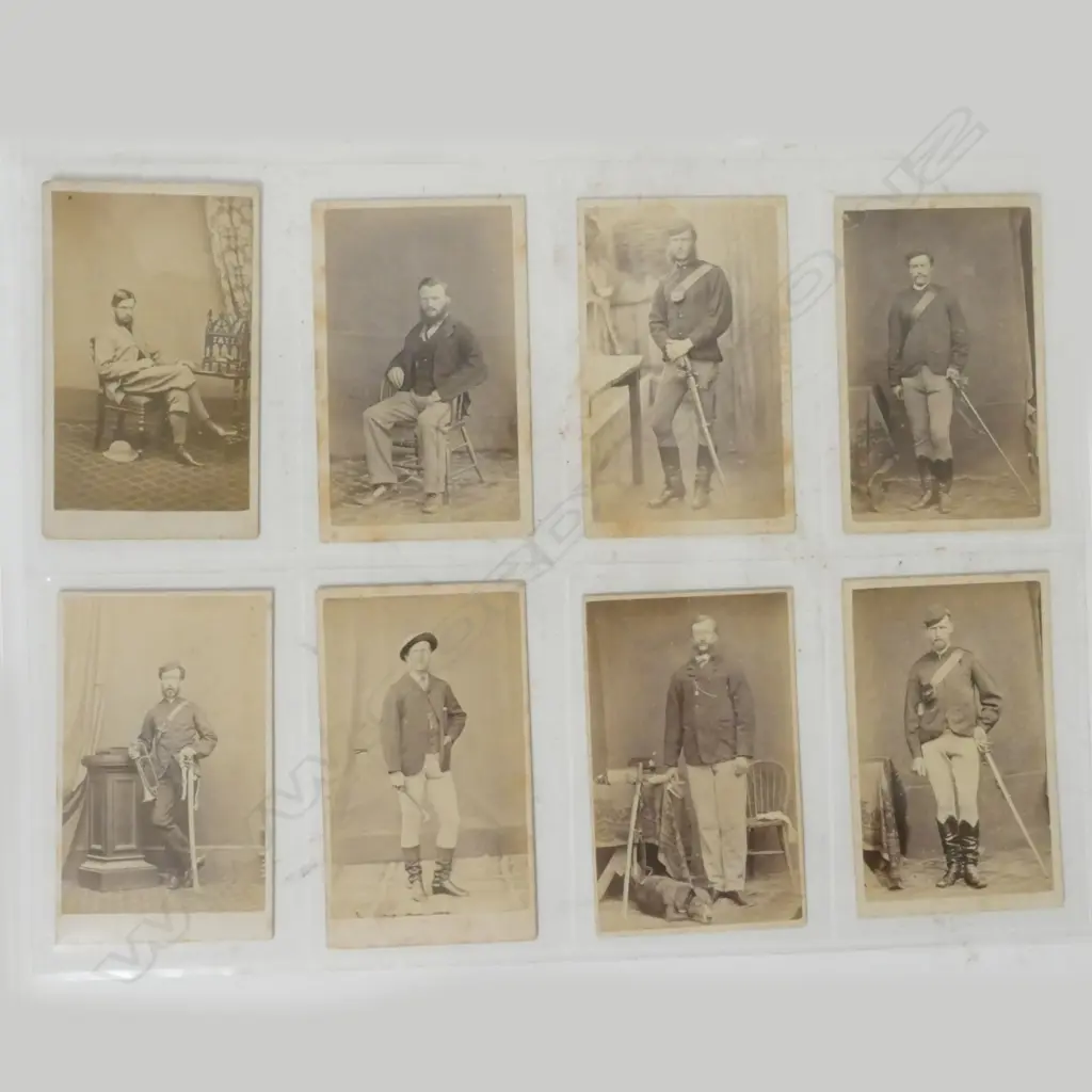 Nineteen cartes de visite Image 1++