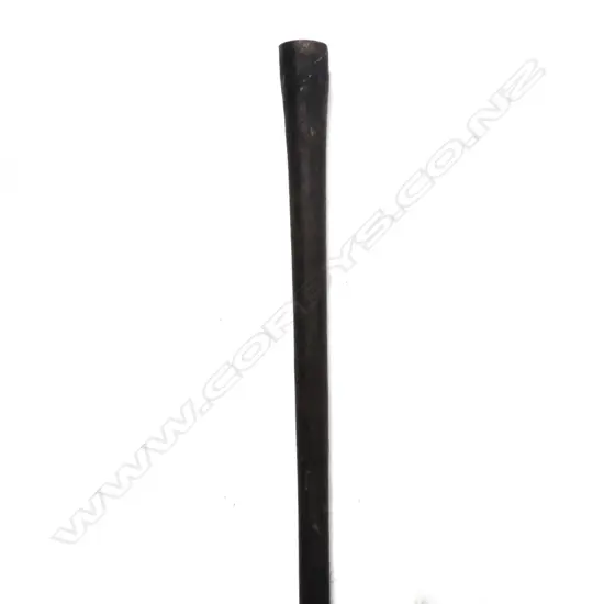 A Fijian pole club (bowai)