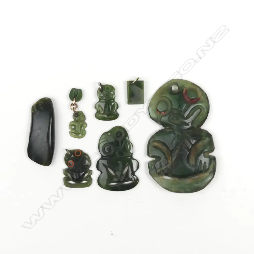 Five vintage greenstone carved hei tiki Image 1++