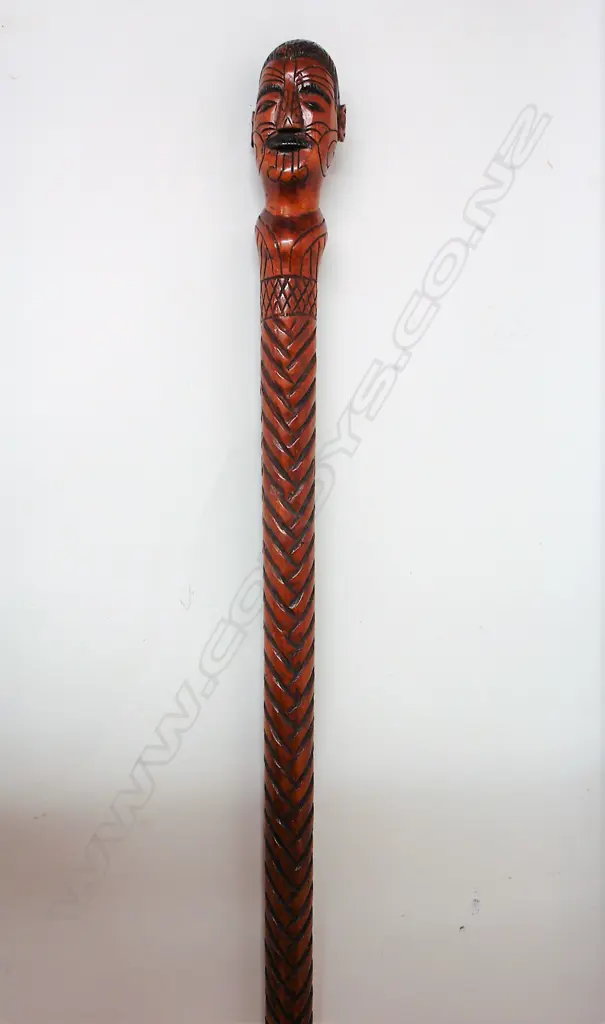 A early/mid 20thC Maori folk art carved walking stick Image 1++