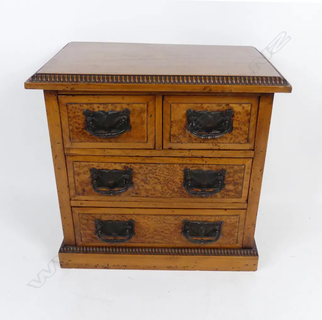 An early 1900s kauri apprentice chest Image 1++
