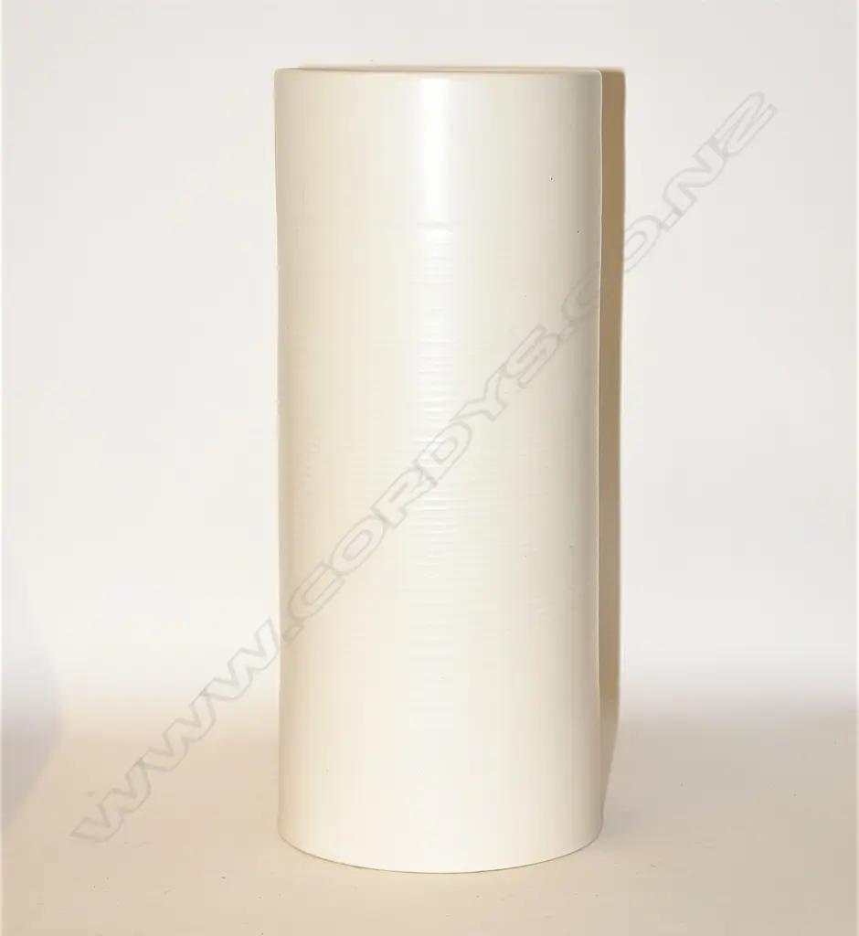 A rare extra-large Crown Lynn Hand Potted cylinder vase Image 1++
