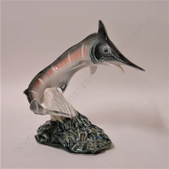 Titian Aquila Ceramics model of a leaping marlin