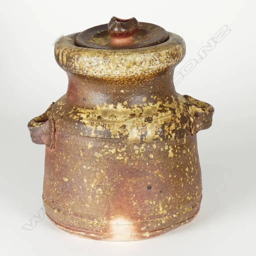 Bruce and Estelle Martin (Kamaka Pottery) Image 1++