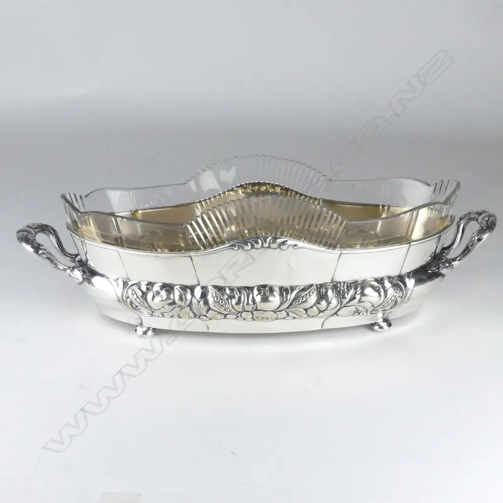 A WMF Art Nouveau silver plate and glass centrepiece bowl Image 1++