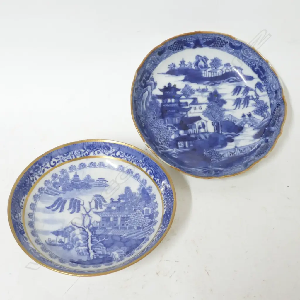 An 18thC Newhall deep saucer dish Image 1++