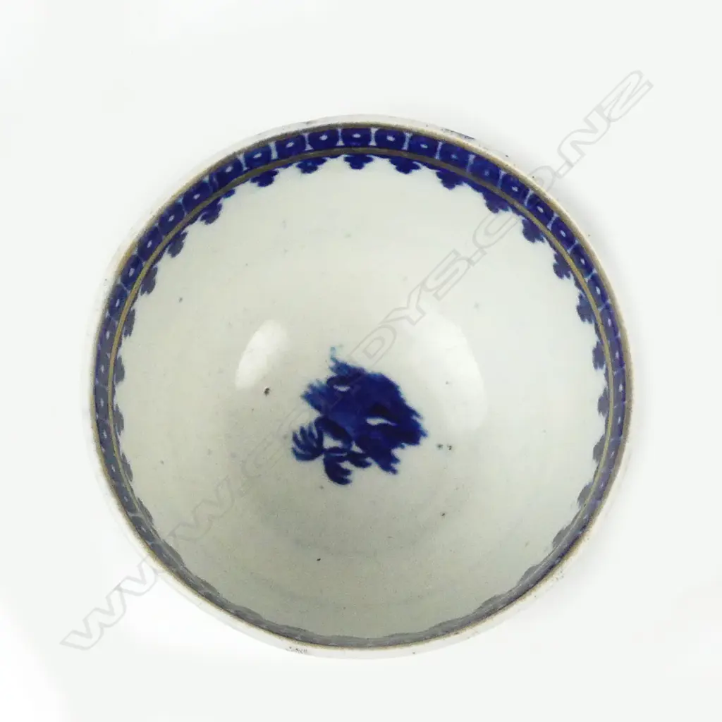 An 18thC Thomas Turner blue and white cup Image 1++