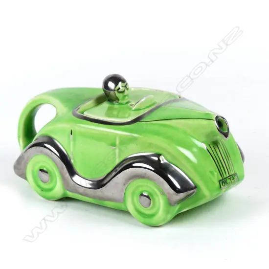 A Sadler green glazed 'T42' Art Deco car teapot