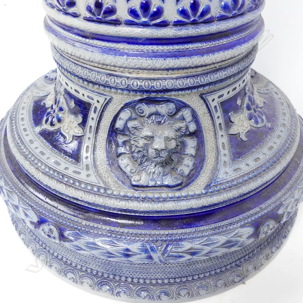 A German Westerwald salt glaze jardinière on pedestal stand Image 1++