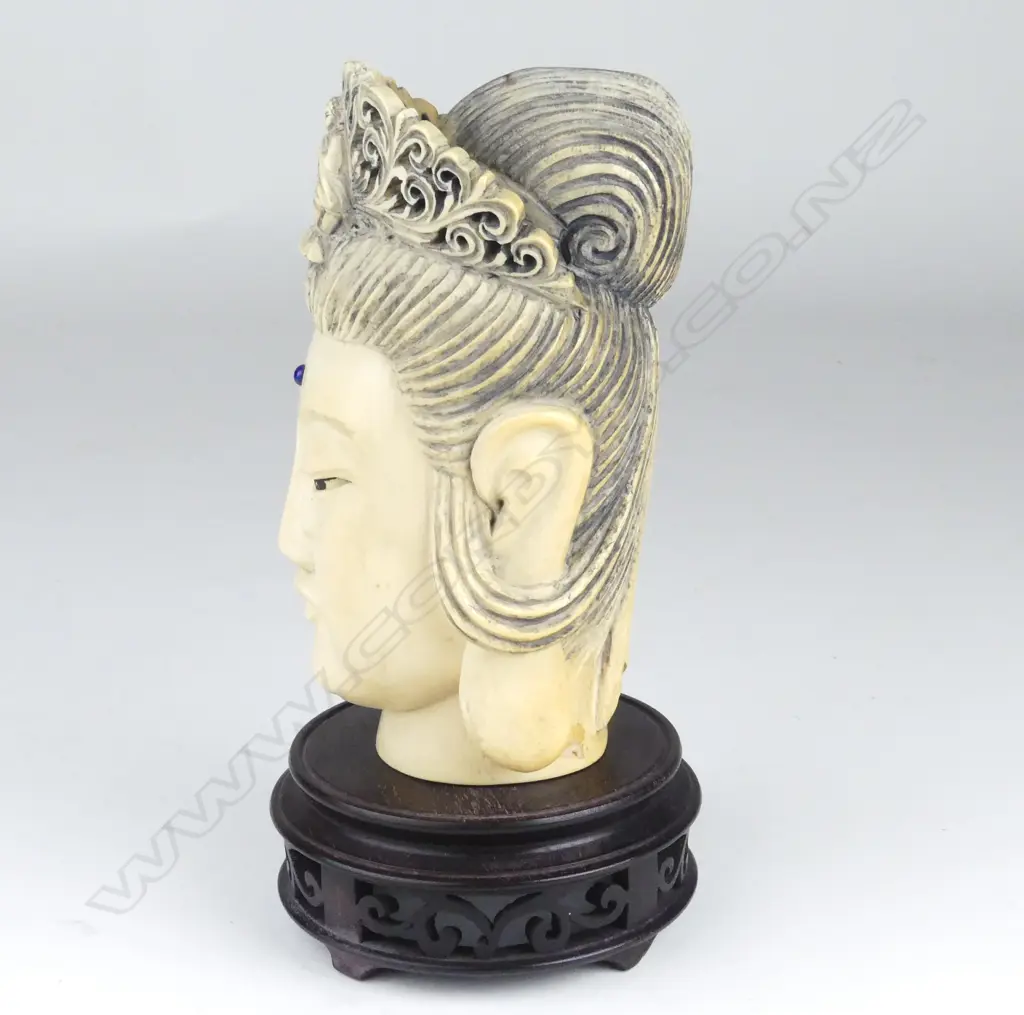 A large vintage Chinese carved ivory bust of the goddess Kuanyin Image 1++