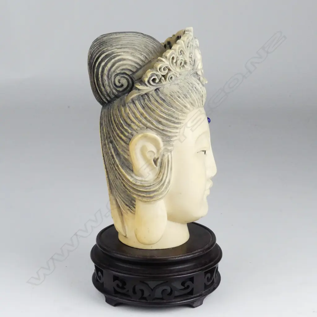 A large vintage Chinese carved ivory bust of the goddess Kuanyin Image 1++