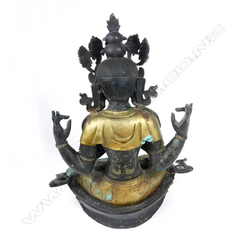 A Tibetan brass statuette of the four-armed Chenrezik bodhisattva Image 1++