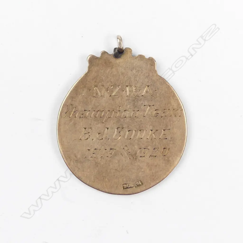 An early 1900 rose gold medal Image 1++