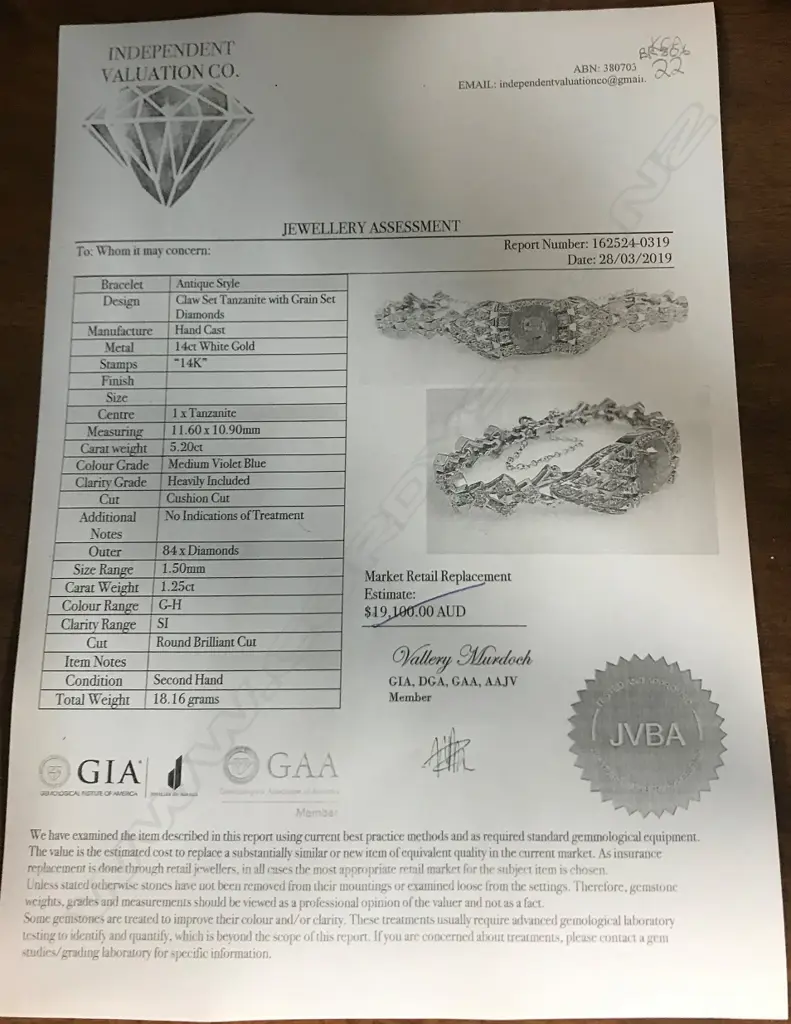 A 14ct white gold tanzanite and diamond bracelet Image 1++