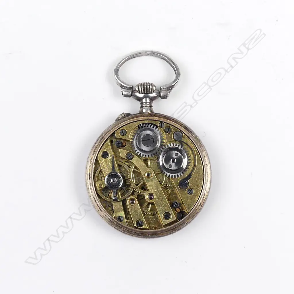 A c.1900 decoratively enamelled lady's fob watch Image 1++