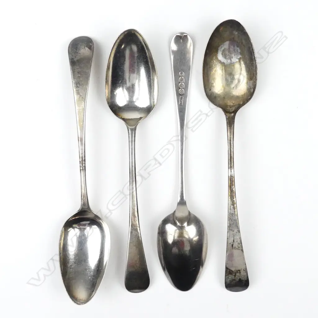 Three late Georgian silver dessert spoons Image 1++