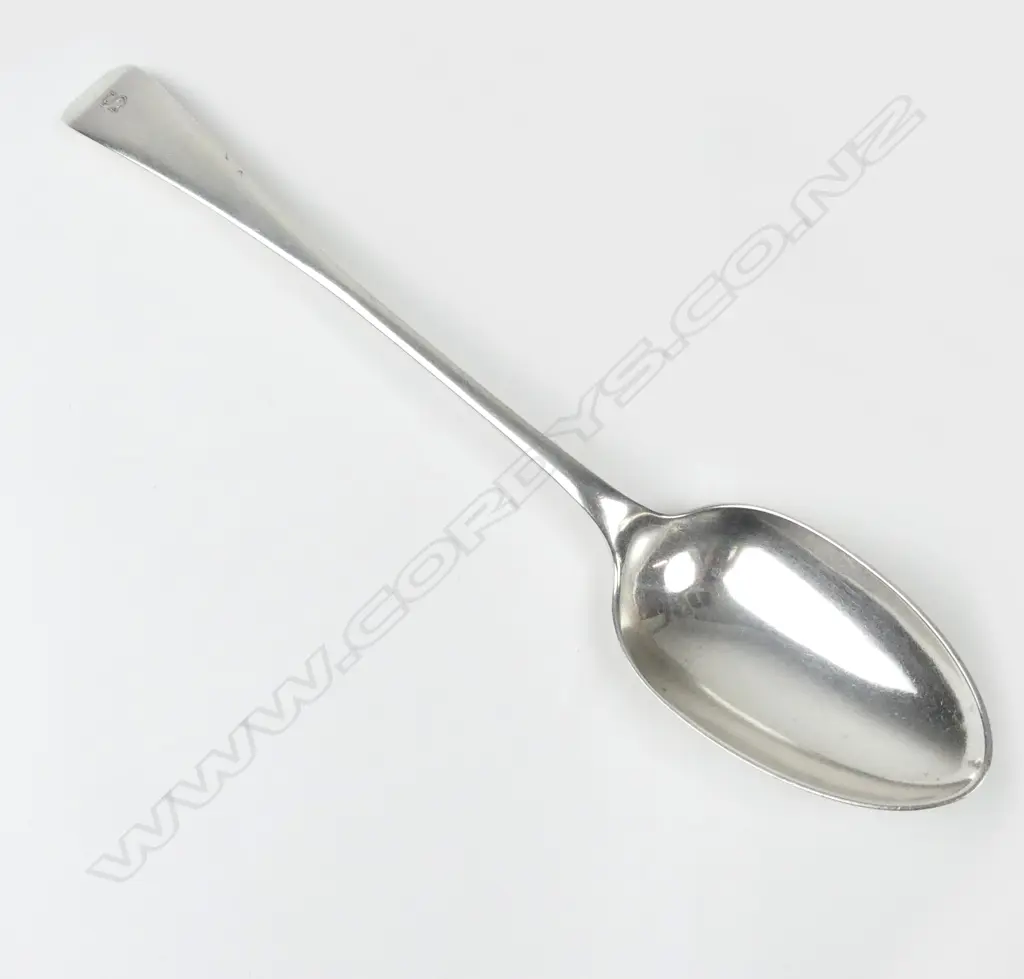 An Edwardian silver pie spoon Image 1++