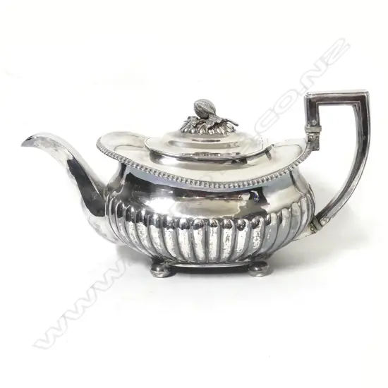 A George III silver teapot
