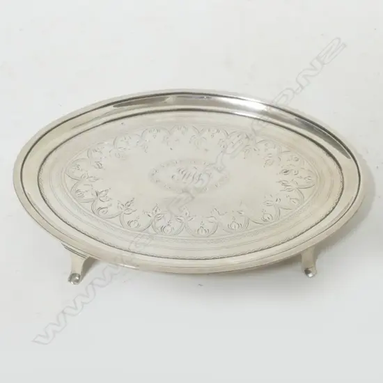 A George III silver tea pot stand