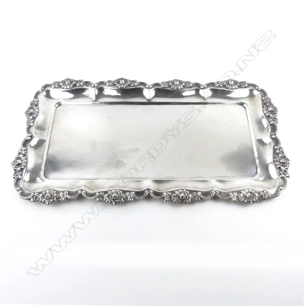 An Austrian silver tray Image 1++