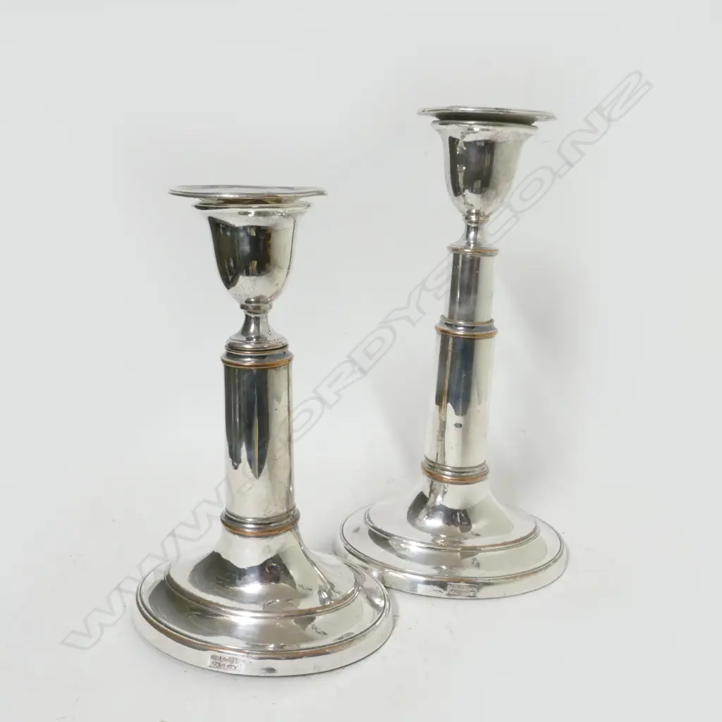 A pair of Old Sheffield Plate telescopic candlesticks Image 1++