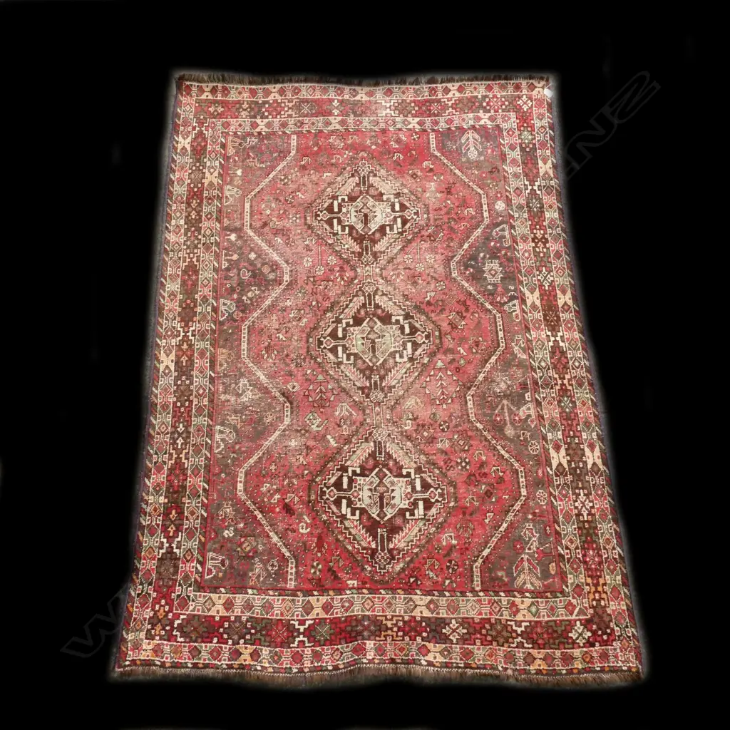 An antique Shiraz Karyola hand knotted rug Image 1++