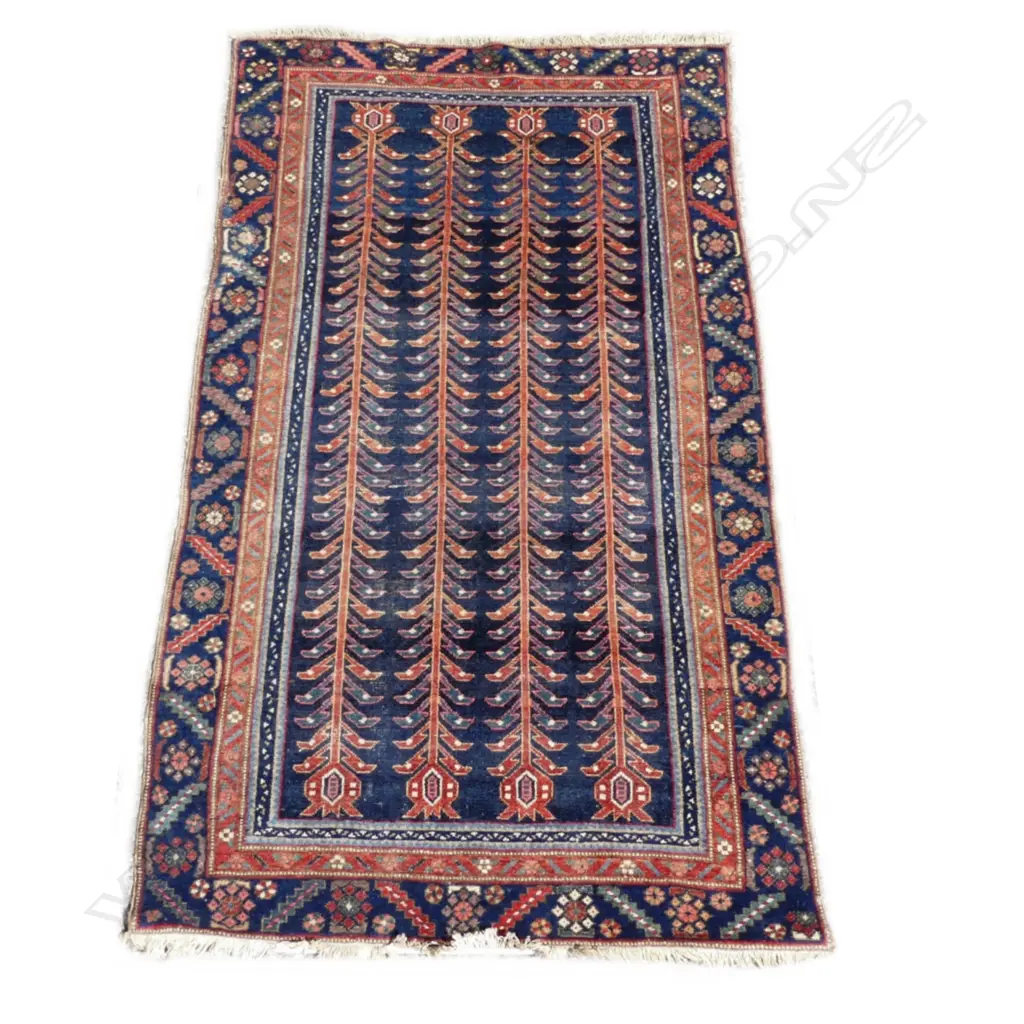 A Hamadan rug Image 1++